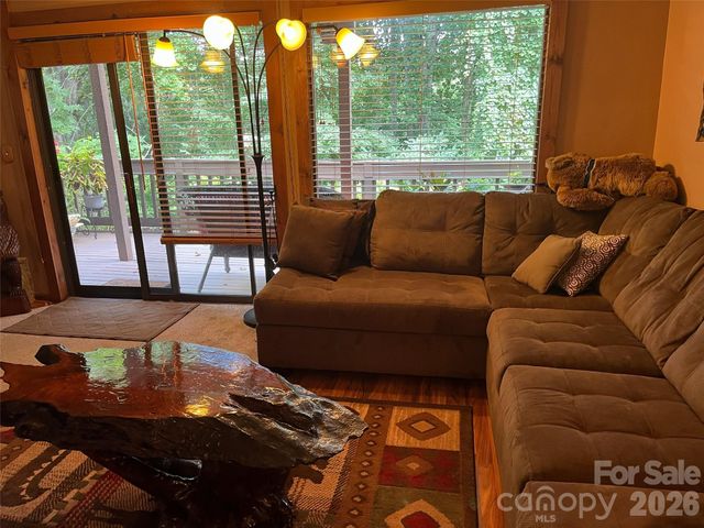 37 George Circle, Maggie Valley, NC 28751