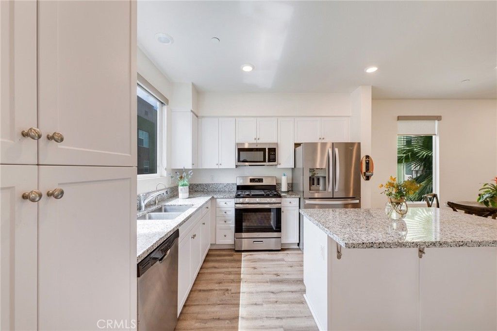 17614 Garden House, Bellflower, CA 90706 — photo 3