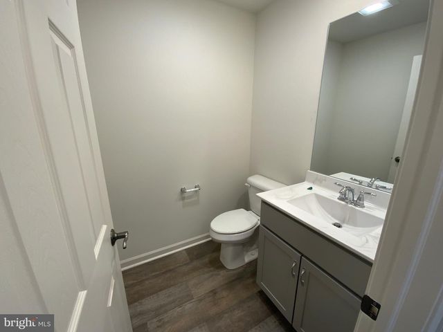 7216 WHITE OAK BLVD, Harrisburg, PA 17112