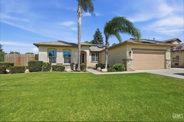 7214 Sleepy Lagoon Drive, Bakersfield, CA 93312