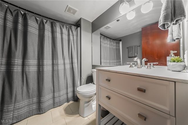 1133 W 9th Street 305, Cleveland, OH 44113