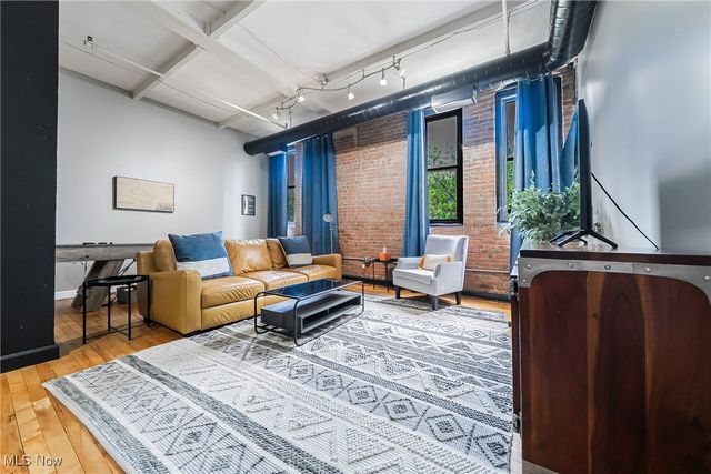 1133 W 9th Street 305, Cleveland, OH 44113