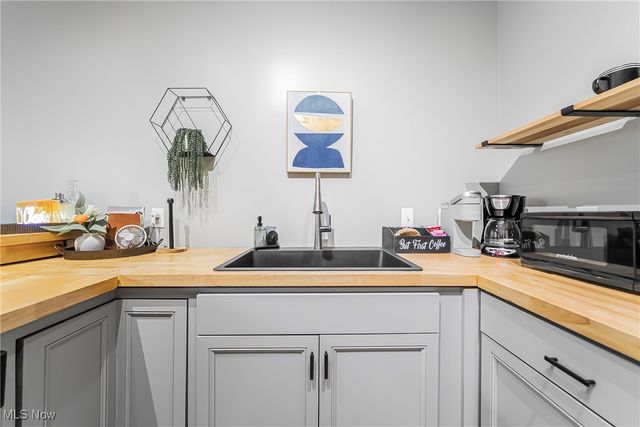 1133 W 9th Street 305, Cleveland, OH 44113