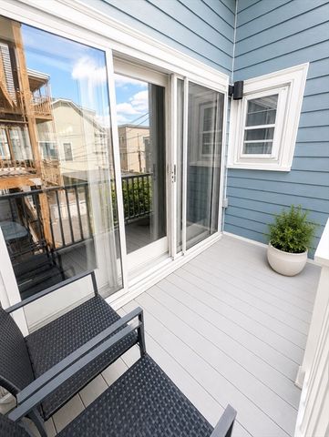 331 W 4th St 331, Boston, MA 02127