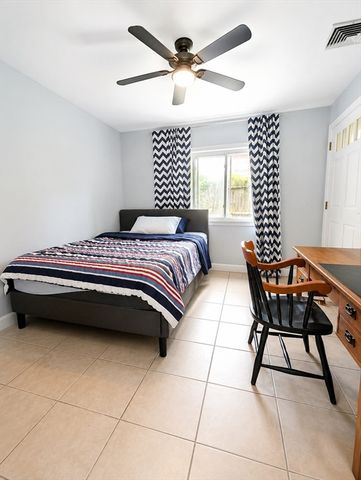 331 W 4th St 331, Boston, MA 02127