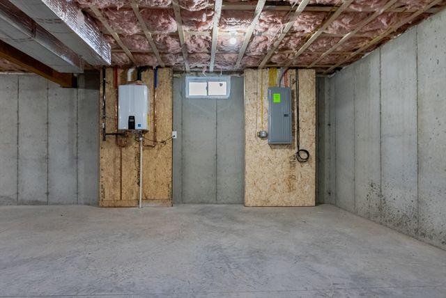 126 Wheeler St, Fall River, MA 02724