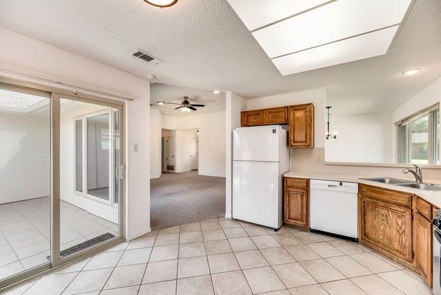 2031 Lansdown Drive, Carrollton, TX 75010