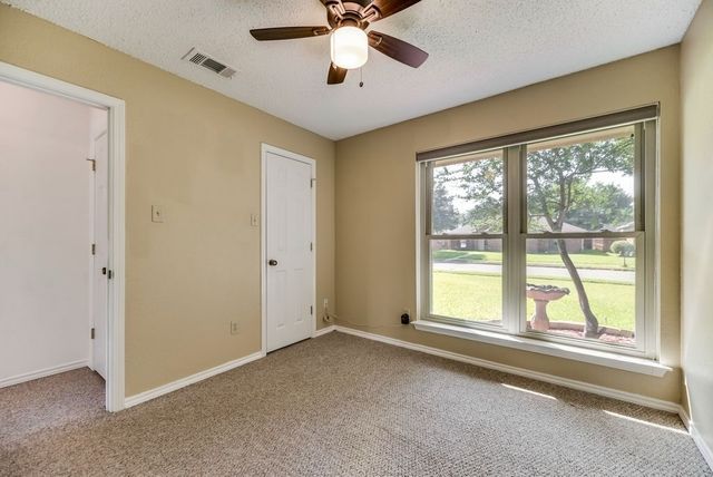 2031 Lansdown Drive, Carrollton, TX 75010