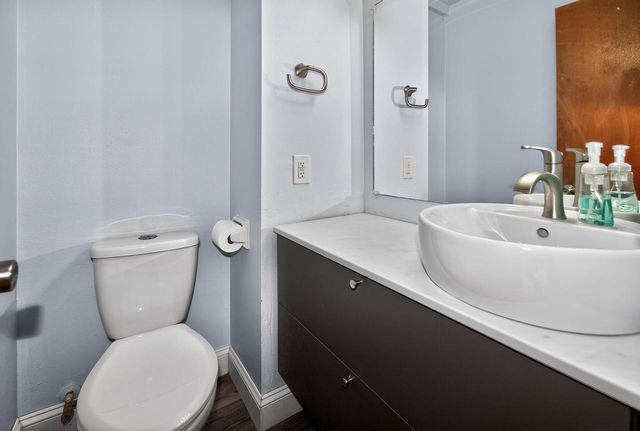 N39W5483 Wilshire DRIVE, Cedarburg, WI 53012