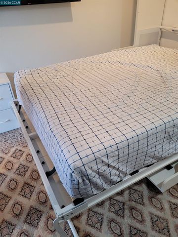 1458 Hudson St 109, Redwood City, CA 94061