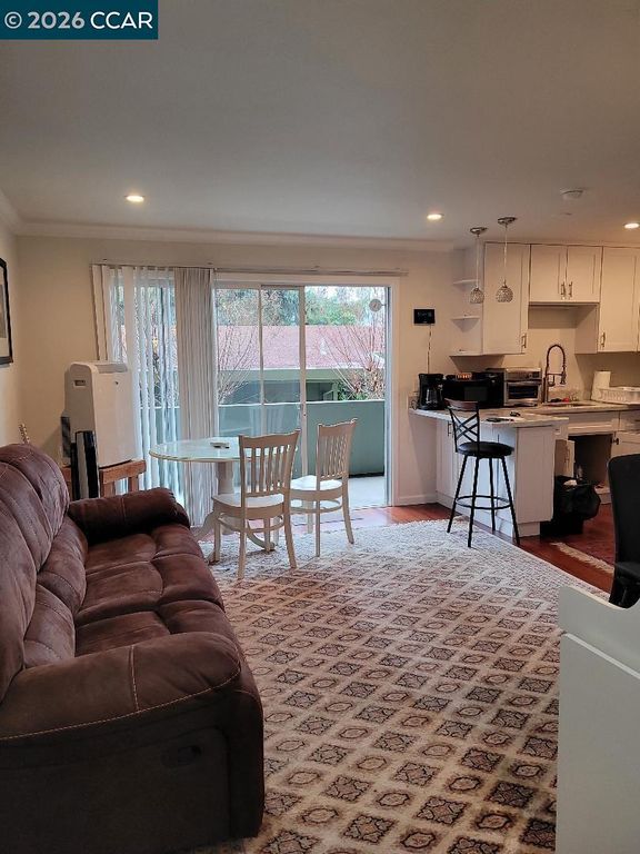 1458 Hudson St 109, Redwood City, CA 94061