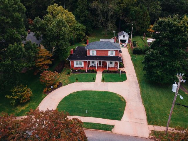 807 College Drive, Gaffney, SC 29340