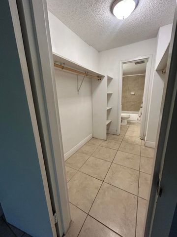 1805 Sans Souci Boulevard 507, North Miami, FL 33181