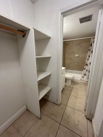 1805 Sans Souci Boulevard 507, North Miami, FL 33181