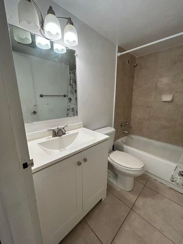 1805 Sans Souci Boulevard 507, North Miami, FL 33181