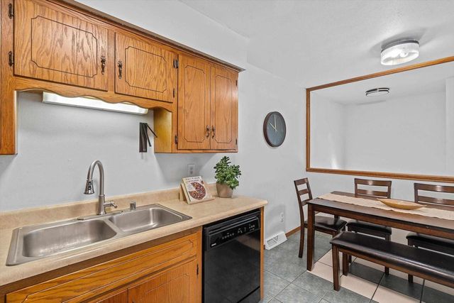 4510 White Aspen Road, Madison, WI 53704