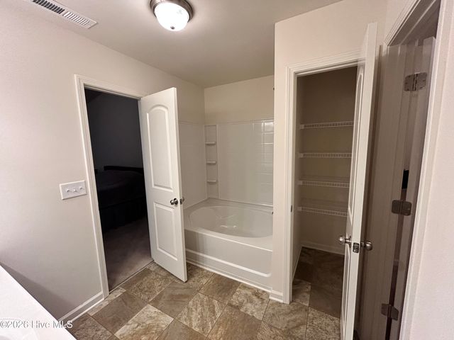 2020 Creek Road, Nashville, NC 27856
