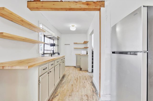 2116 N Fairview Ave, Wichita, KS 67203