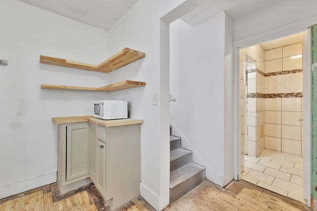 2116 N Fairview Ave, Wichita, KS 67203