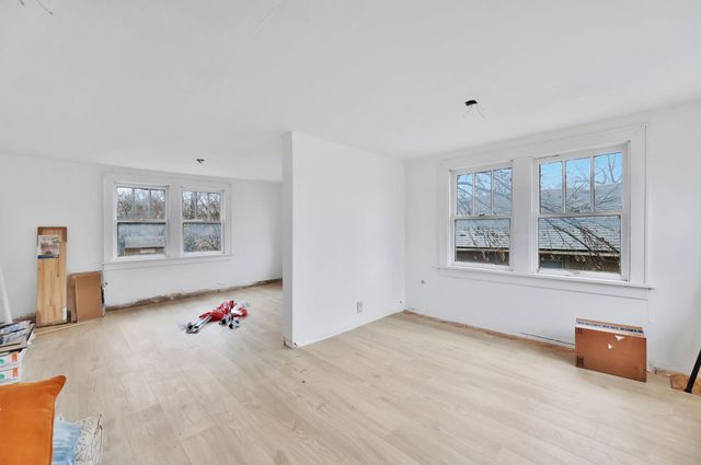 2116 N Fairview Ave, Wichita, KS 67203