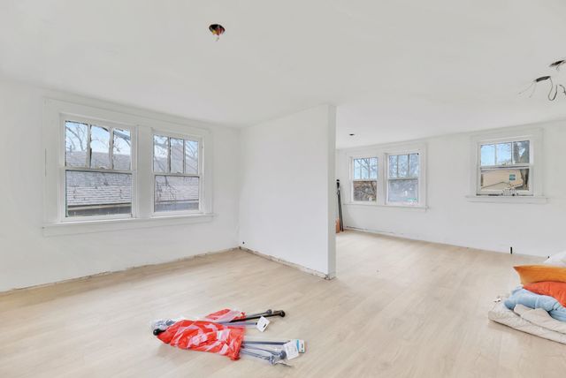 2116 N Fairview Ave, Wichita, KS 67203