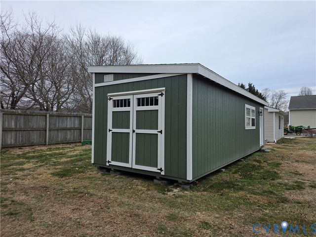 8511 Peaks Rd, Hanover, VA 23069