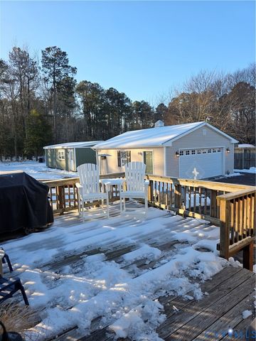 8511 Peaks Rd, Hanover, VA 23069