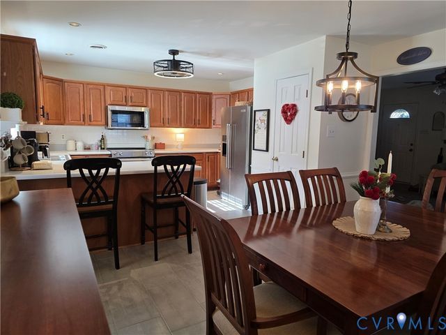 8511 Peaks Rd, Hanover, VA 23069