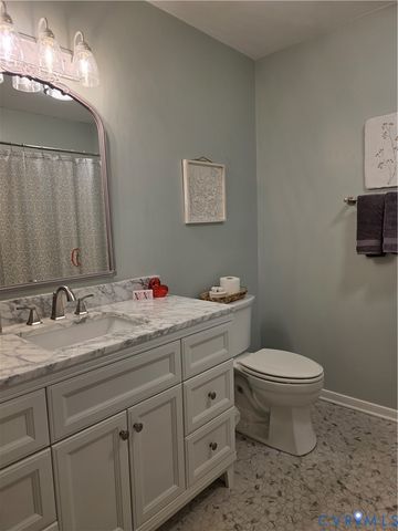 8511 Peaks Rd, Hanover, VA 23069