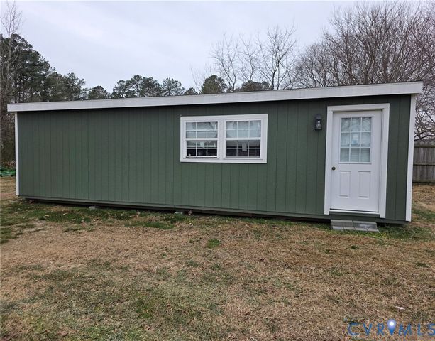 8511 Peaks Rd, Hanover, VA 23069