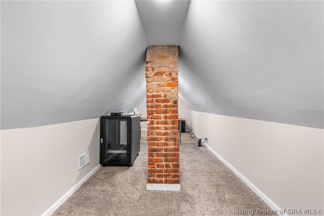 325 E 14th Street, New Albany, IN 47150