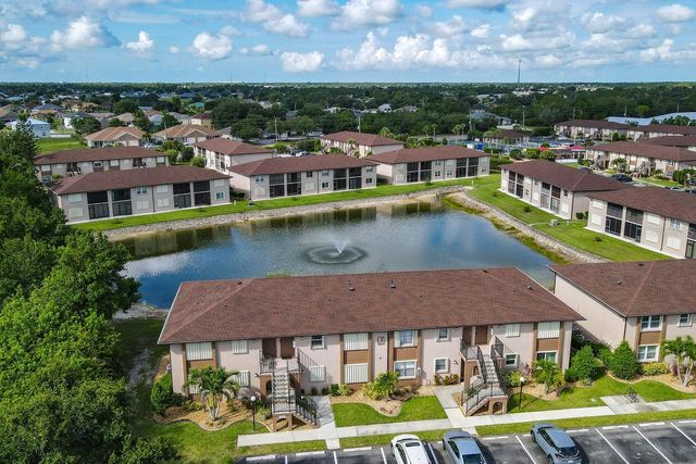 25100 SANDHILL BOULEVARD J-201, Punta Gorda, FL 33983