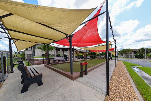 25100 SANDHILL BOULEVARD J-201, Punta Gorda, FL 33983