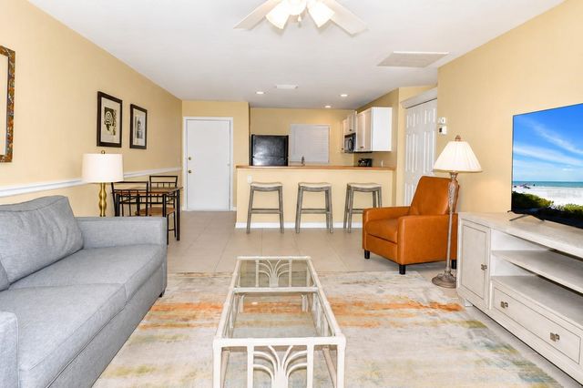 25100 SANDHILL BOULEVARD J-201, Punta Gorda, FL 33983