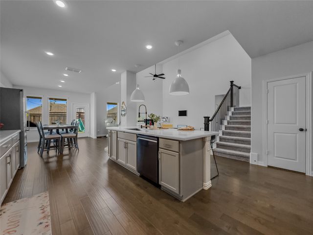 11104 Aspen Leaf Drive, Argyle, TX 76226