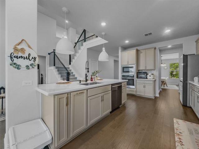 11104 Aspen Leaf Drive, Argyle, TX 76226