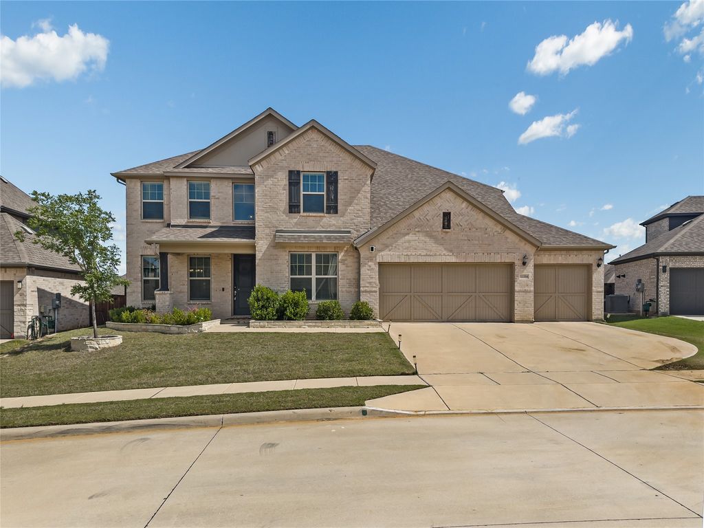11104 Aspen Leaf Drive, Argyle, TX 76226