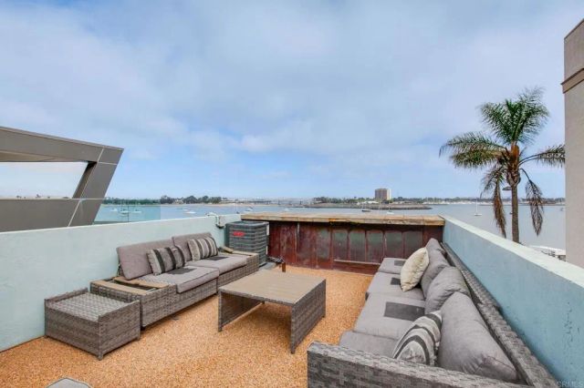2812 Bayside Walk, San Diego, CA 92109