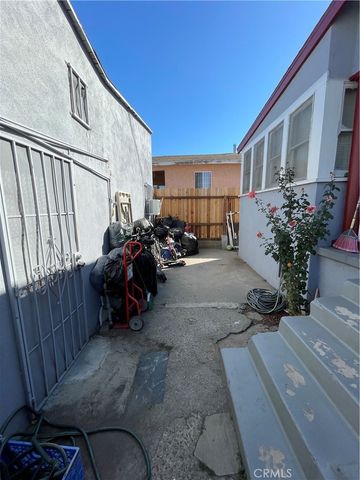 3306 E 8th, Los Angeles, CA 90023