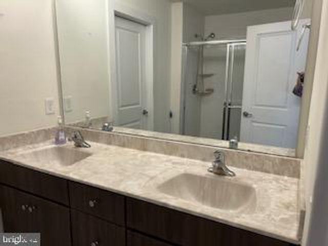 3 SWEETBAY ST, Skillman, NJ 08558