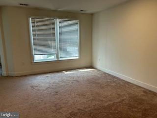 3 SWEETBAY ST, Skillman, NJ 08558