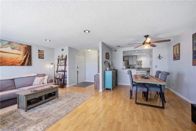 15607 Crestview 85, Los Angeles, CA 91344