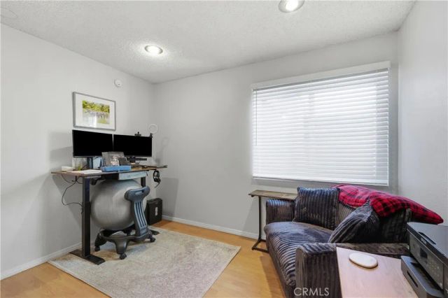 15607 Crestview 85, Los Angeles, CA 91344