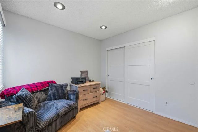 15607 Crestview 85, Los Angeles, CA 91344