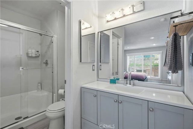 15607 Crestview 85, Los Angeles, CA 91344