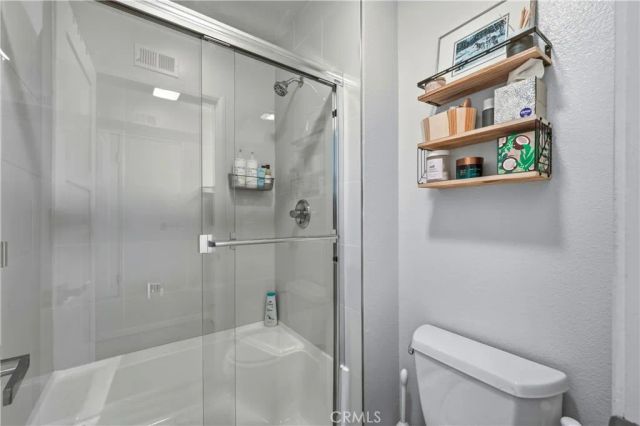 15607 Crestview 85, Los Angeles, CA 91344