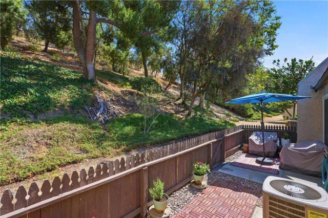 15607 Crestview 85, Los Angeles, CA 91344