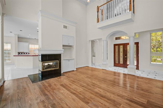 16 Treverstone Court, Sugar Land, TX 77479