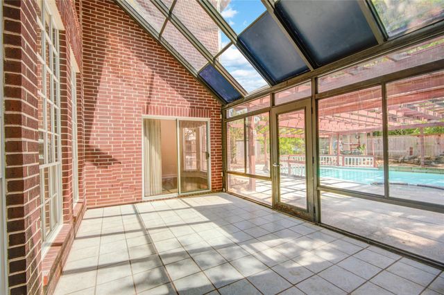16 Treverstone Court, Sugar Land, TX 77479