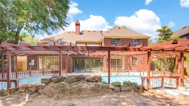 16 Treverstone Court, Sugar Land, TX 77479